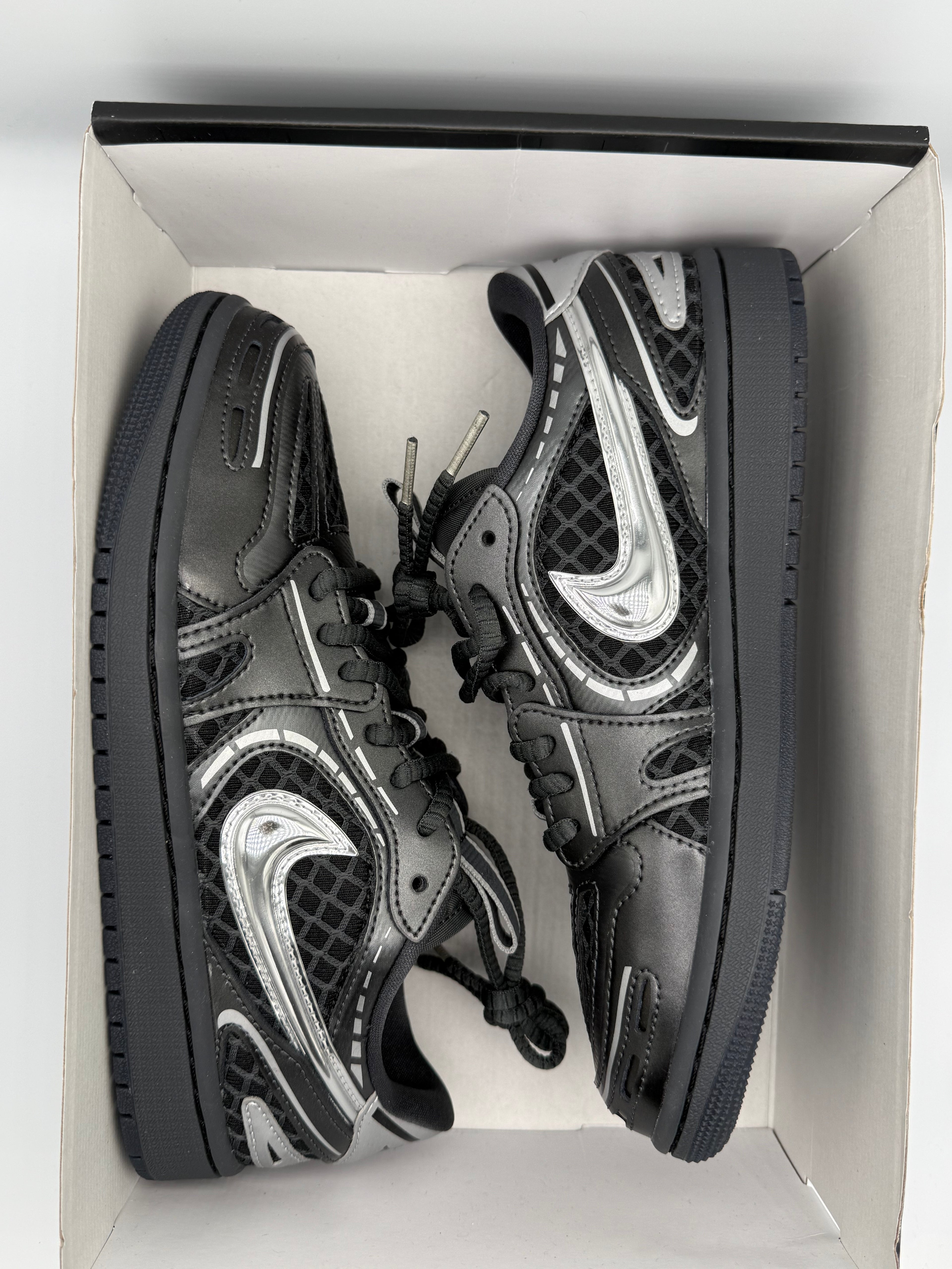 WMNS Air Jordan 1 MM Low V3