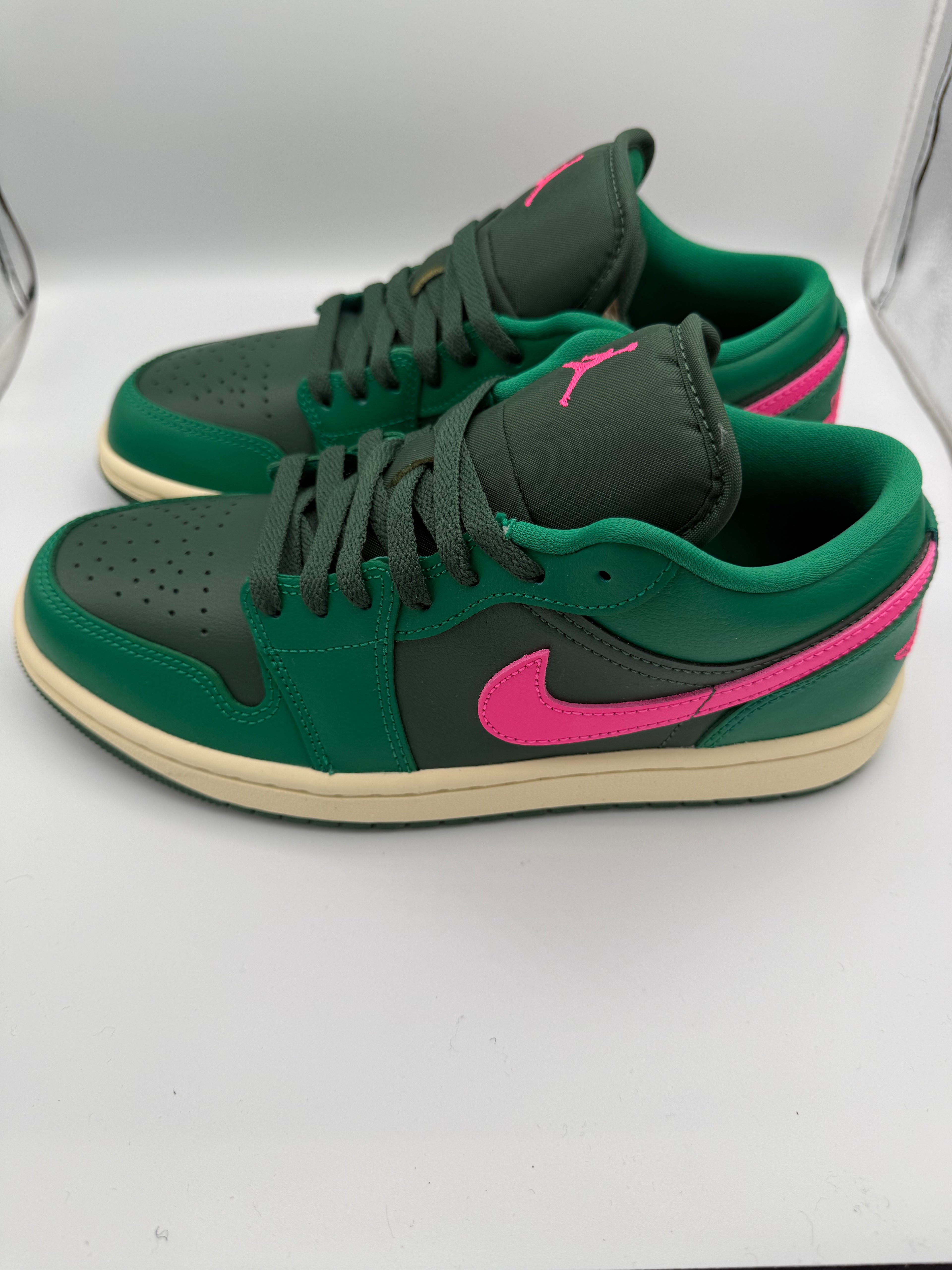 WMNS Air Jordan 1 Low