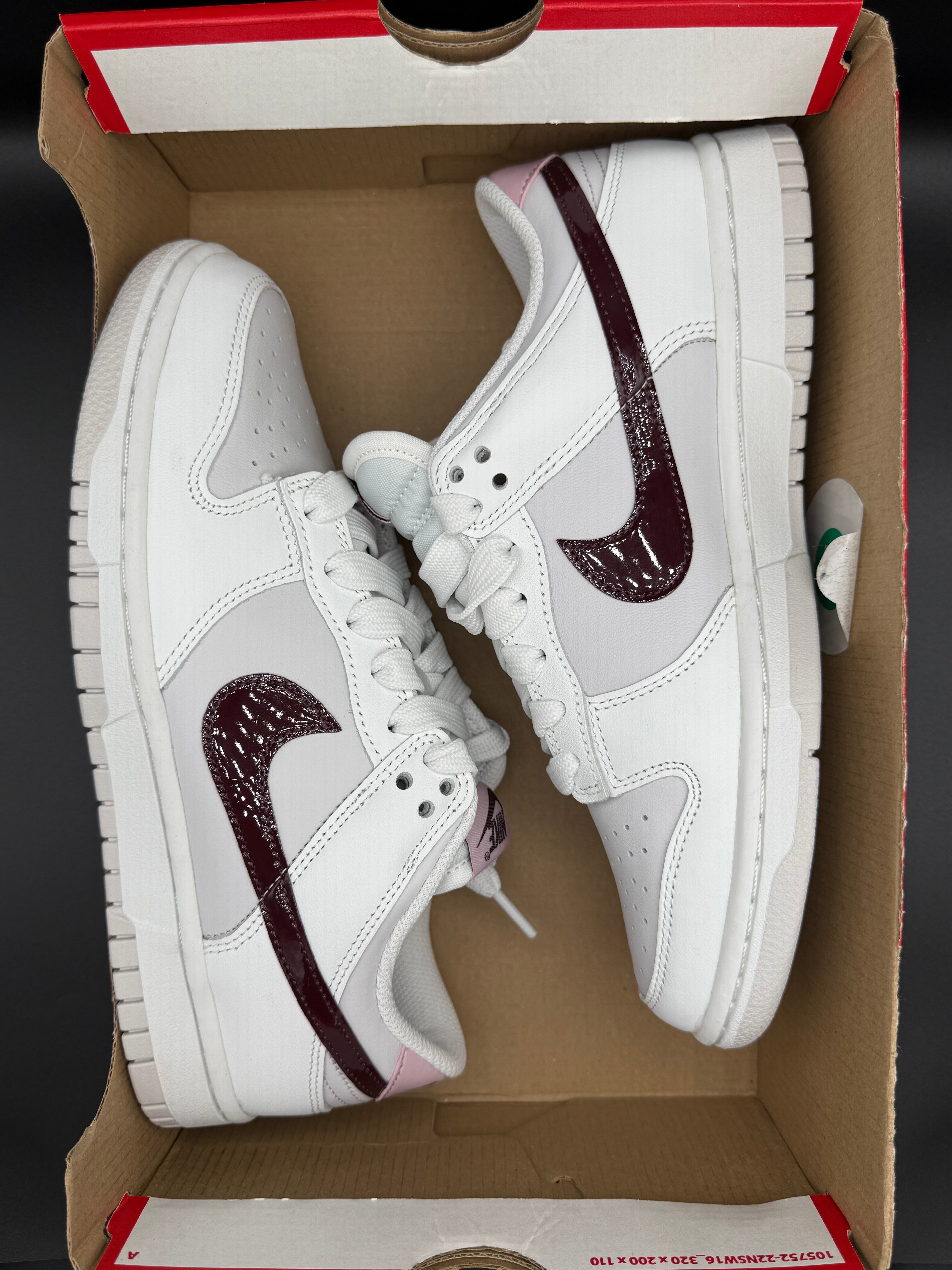 W Nike Dunk Low