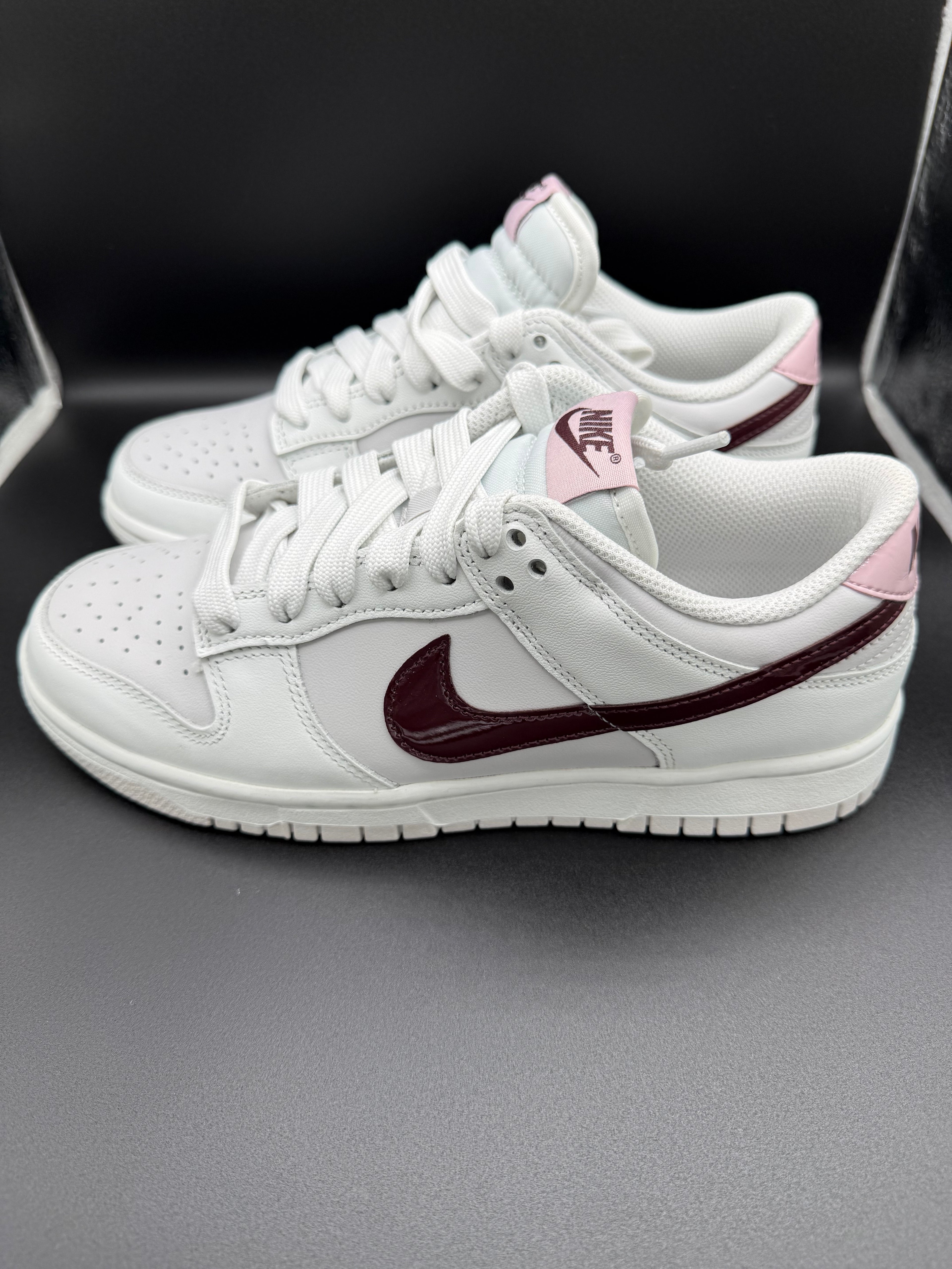 W Nike Dunk Low