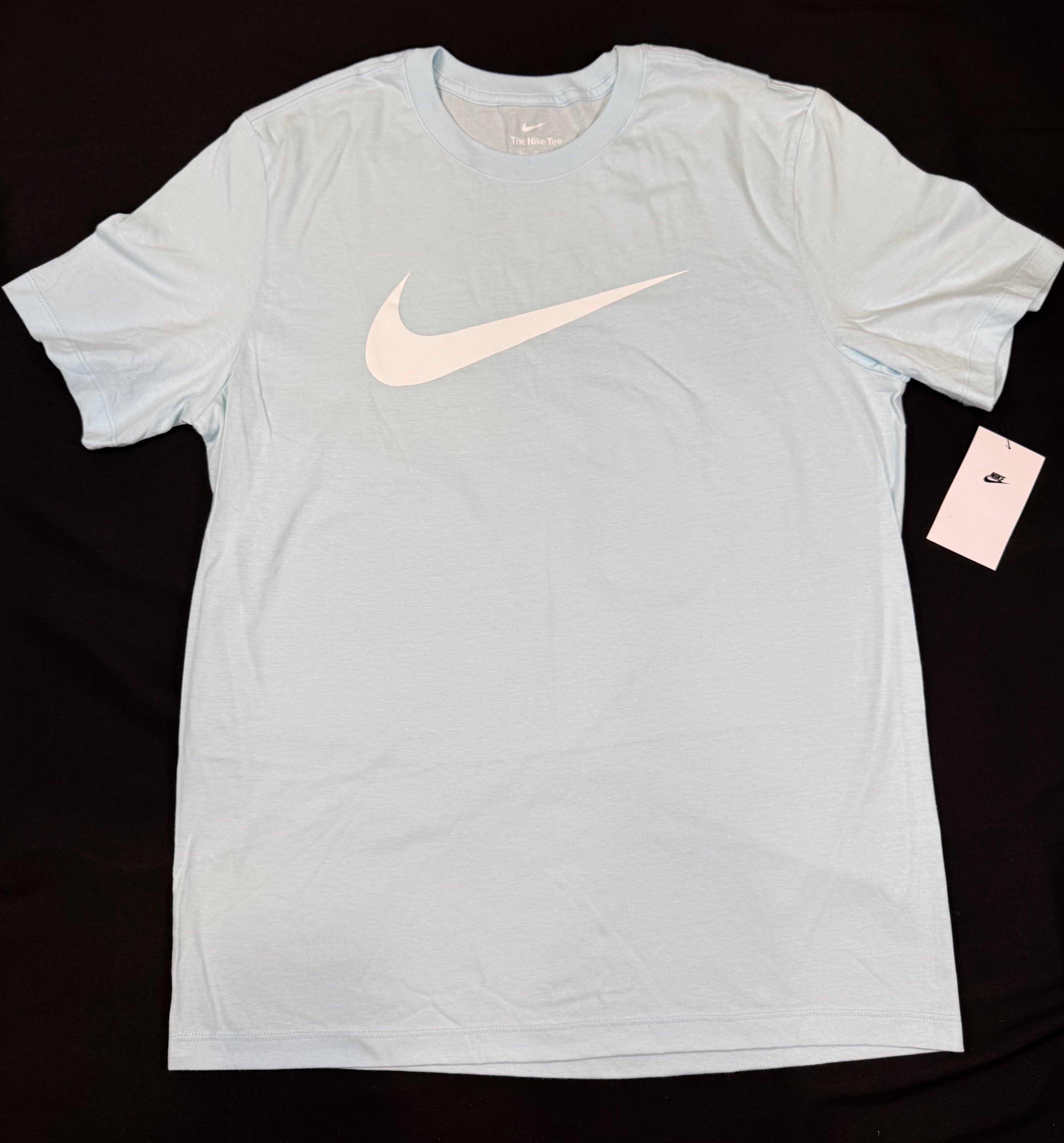 Nike Men's Shirt
