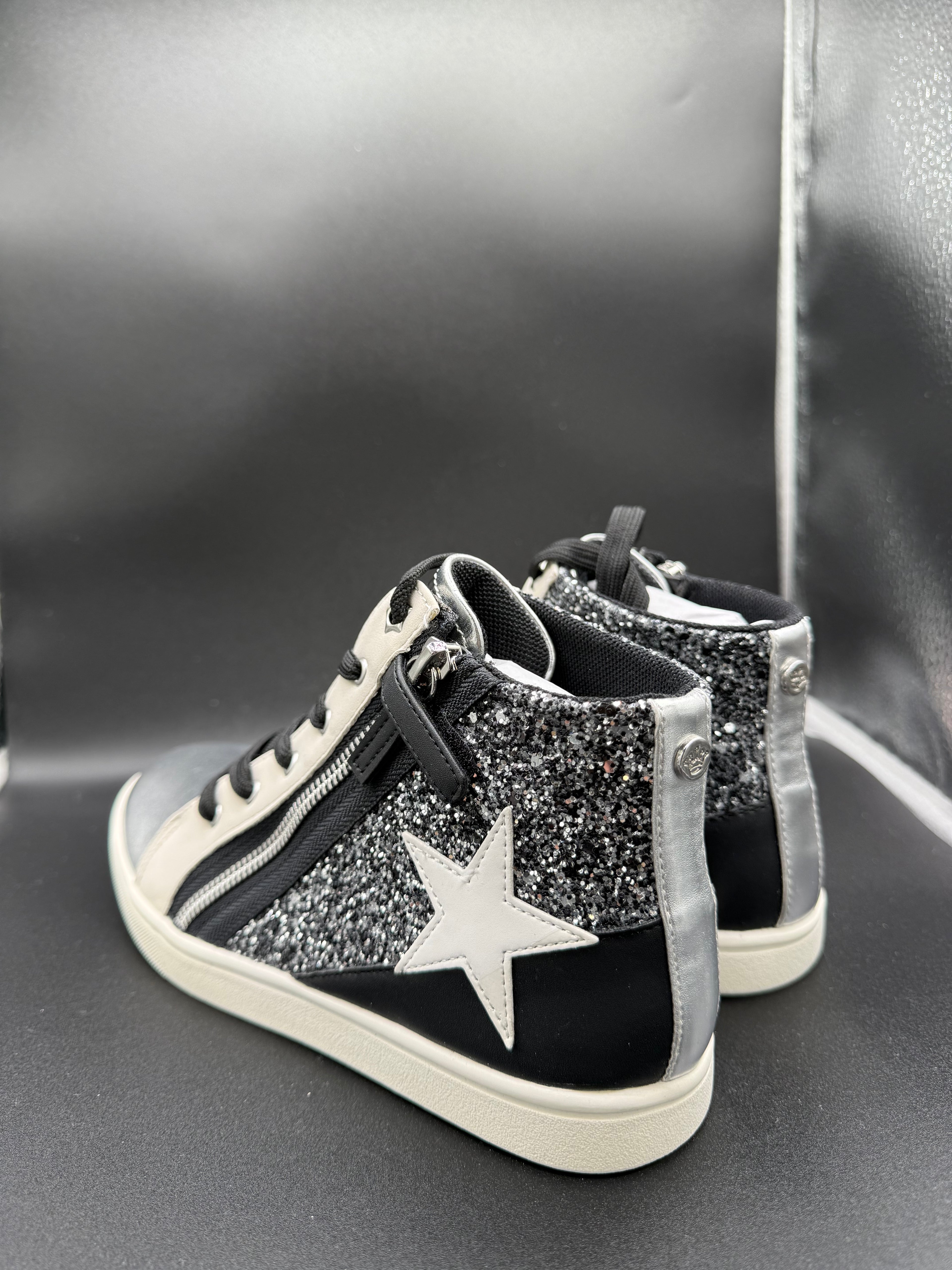 Nina Kids Yuti High Top Sneaker 4Y